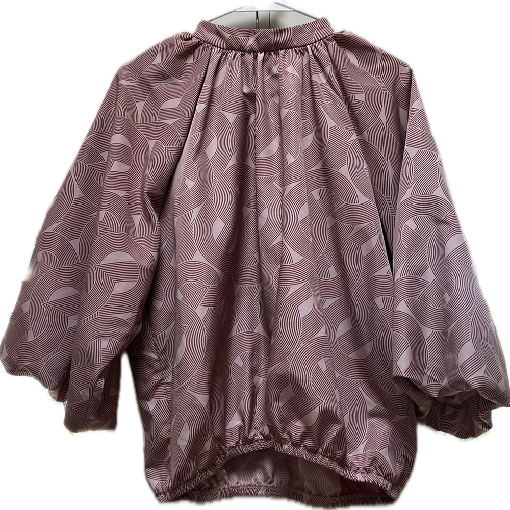 Worthington puff sleeve blouse. Size medium.